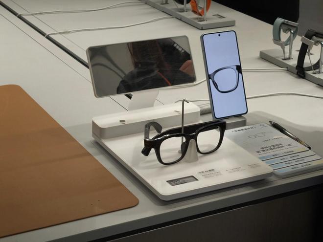 买容易配镜难线下渠道成了“最后一公里”开元棋牌appAI眼镜爆发的真相：购(图5)