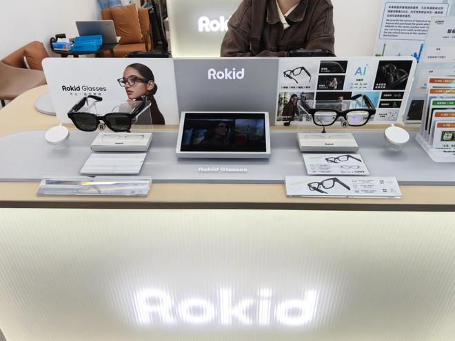 买容易配镜难线下渠道成了“最后一公里”开元棋牌appAI眼镜爆发的真相：购(图13)